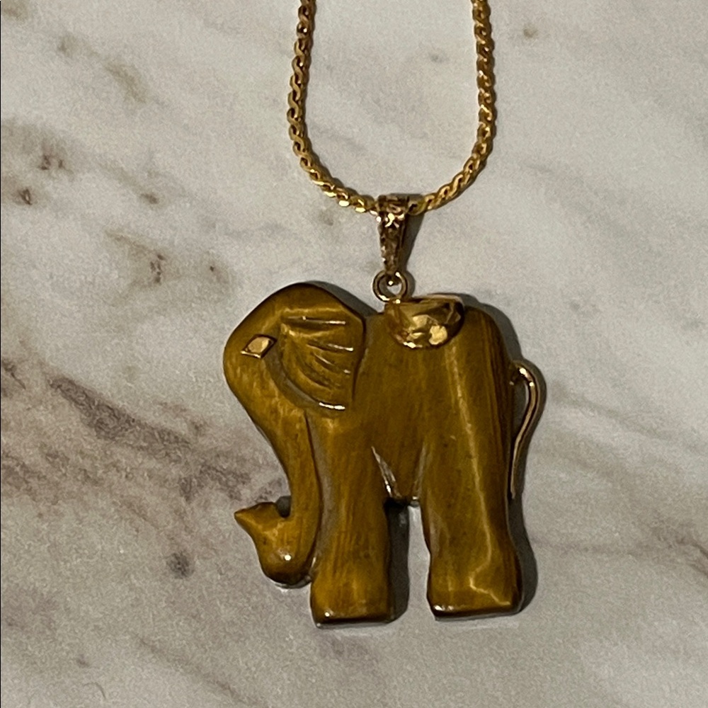 Vintage 14K Gold and Tiger’s Eye Elephant Pendant Necklace